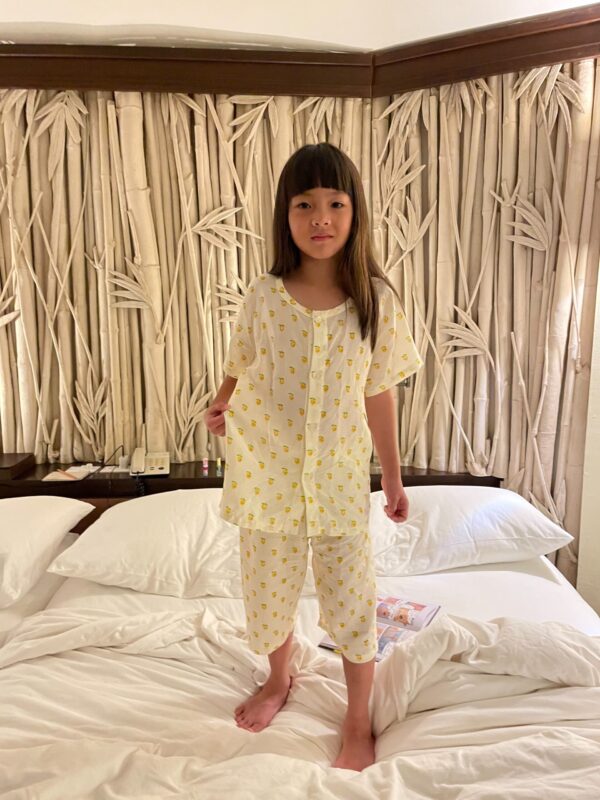 ชุดนอนเด็ก เสื้อผ้าเด็ก 22ss/Rayon Pajamas Lemon (yellow)