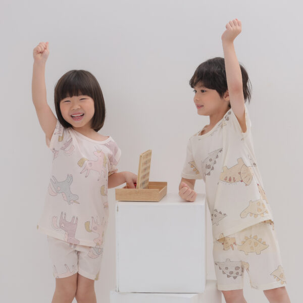 Pic (61) ชุดเสื้อแขนสั้นและกางเกงขาสั้น 5 ส่วน 25ss Organic Cotton Pinky Unicorn