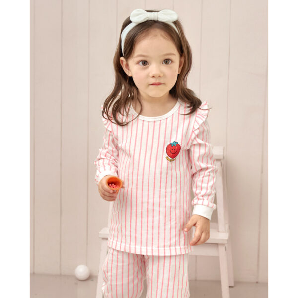 26SS/ชุดนอนเด็กแขนยาวขายาว Strawberry